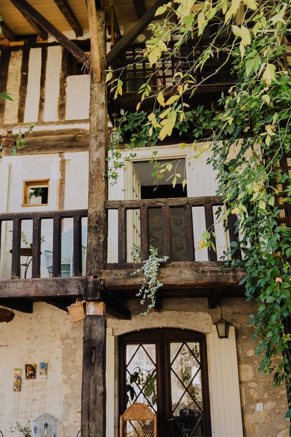 La Maison Bleue Villereal Luaran gambar